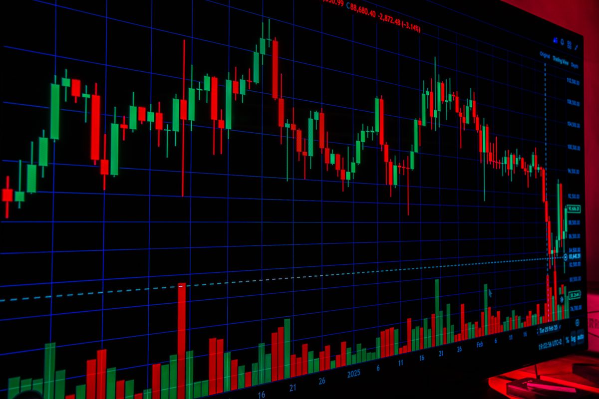 Illustration representing gold as a preferred asset