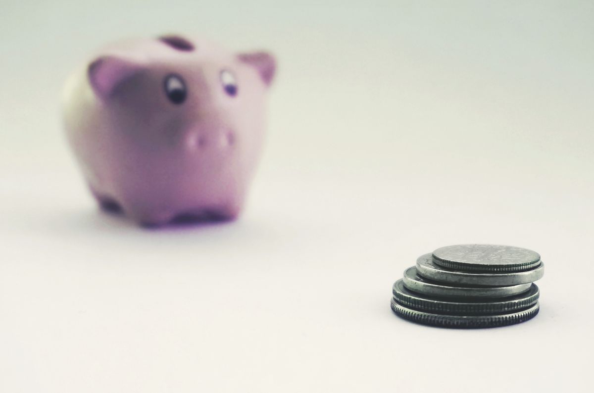 Illustration representing gold savings schemes