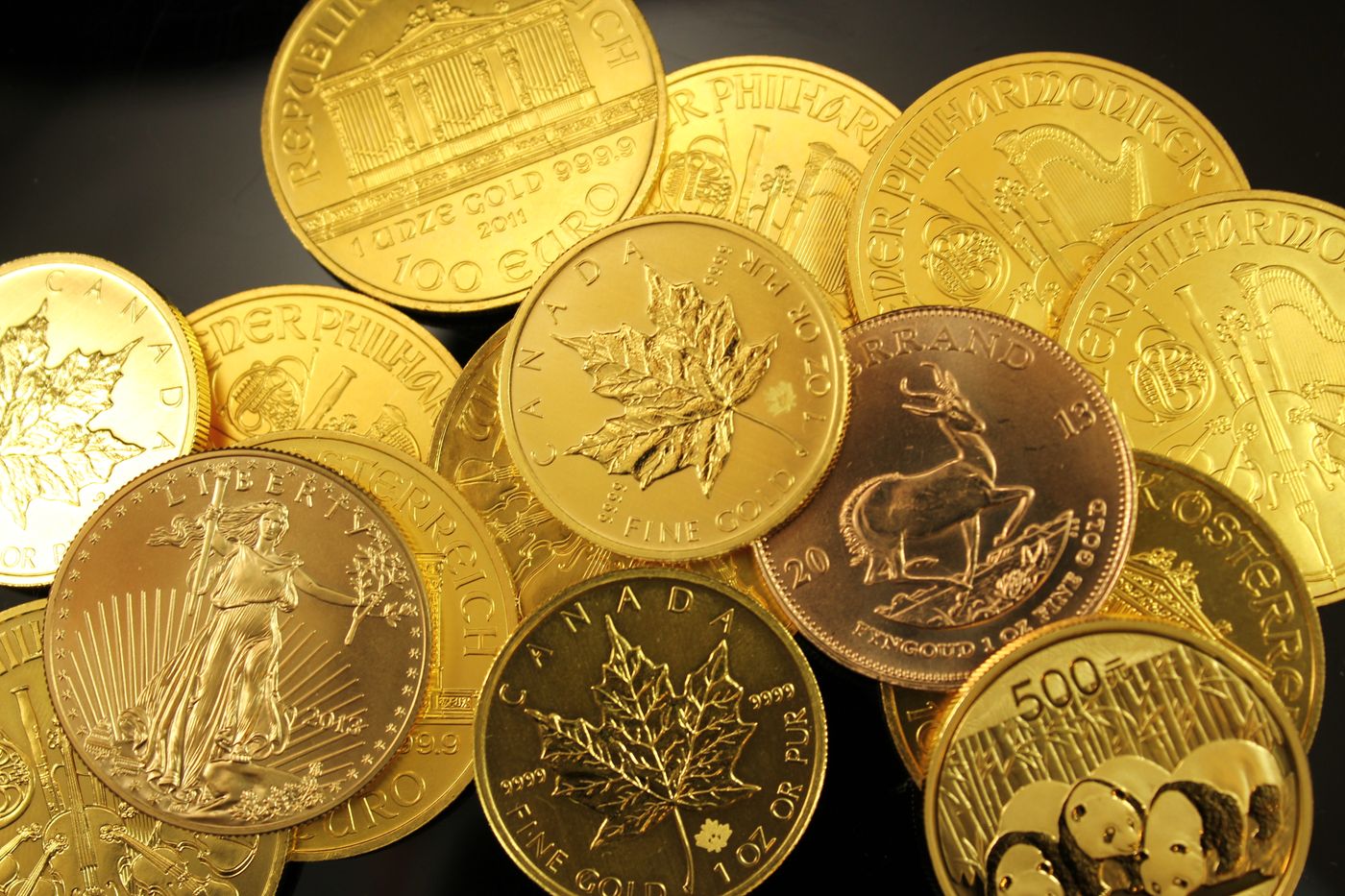Assorted gold bullion coins